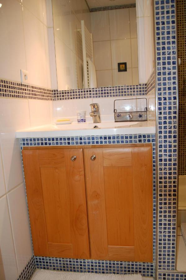 Bed and Breakfast La Goutadou Cabannes Екстер'єр фото