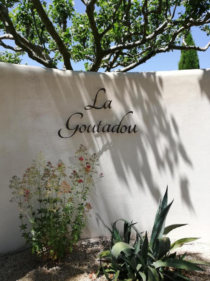 Bed and Breakfast La Goutadou Cabannes Екстер'єр фото