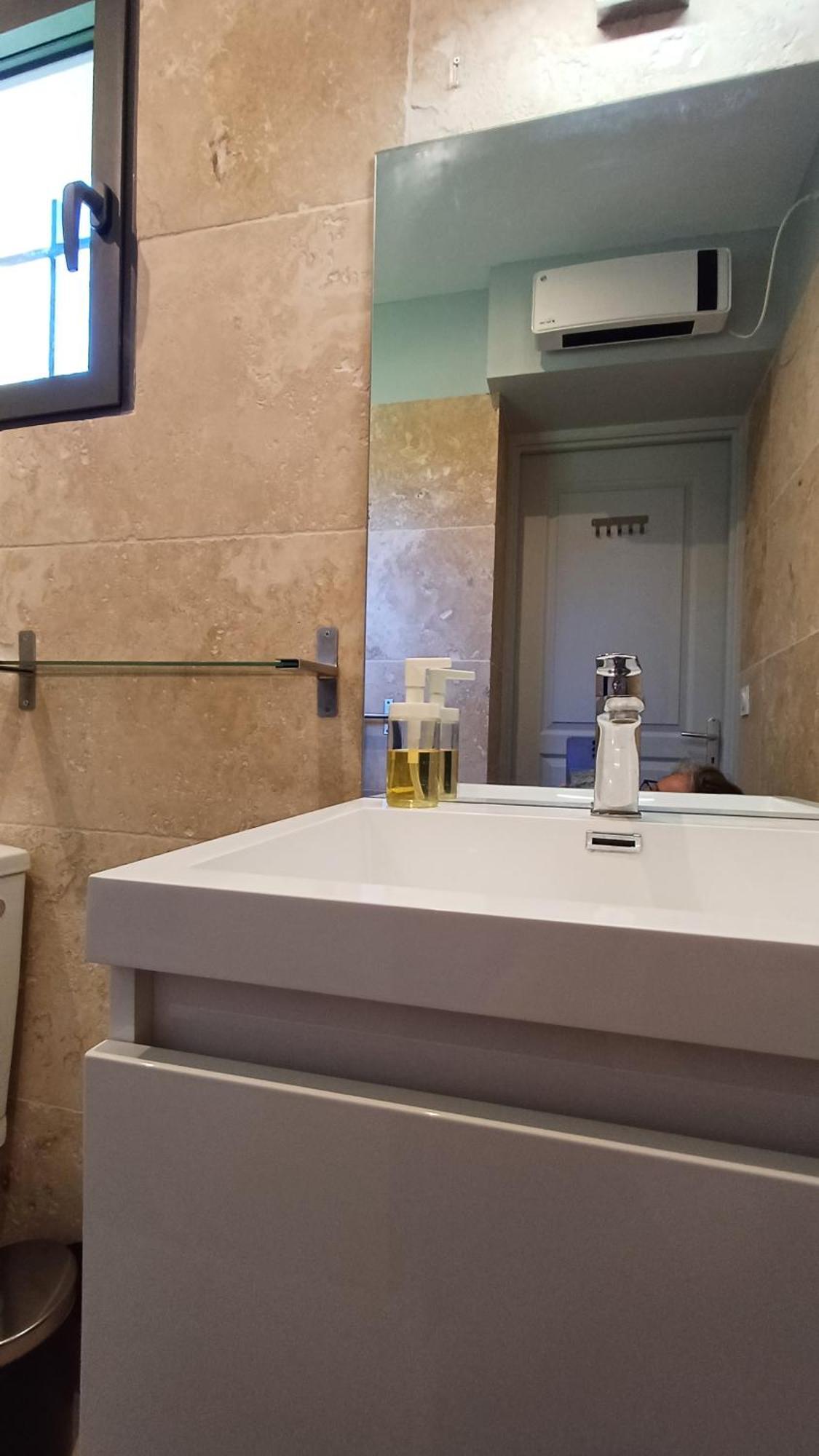 Bed and Breakfast La Goutadou Cabannes Екстер'єр фото