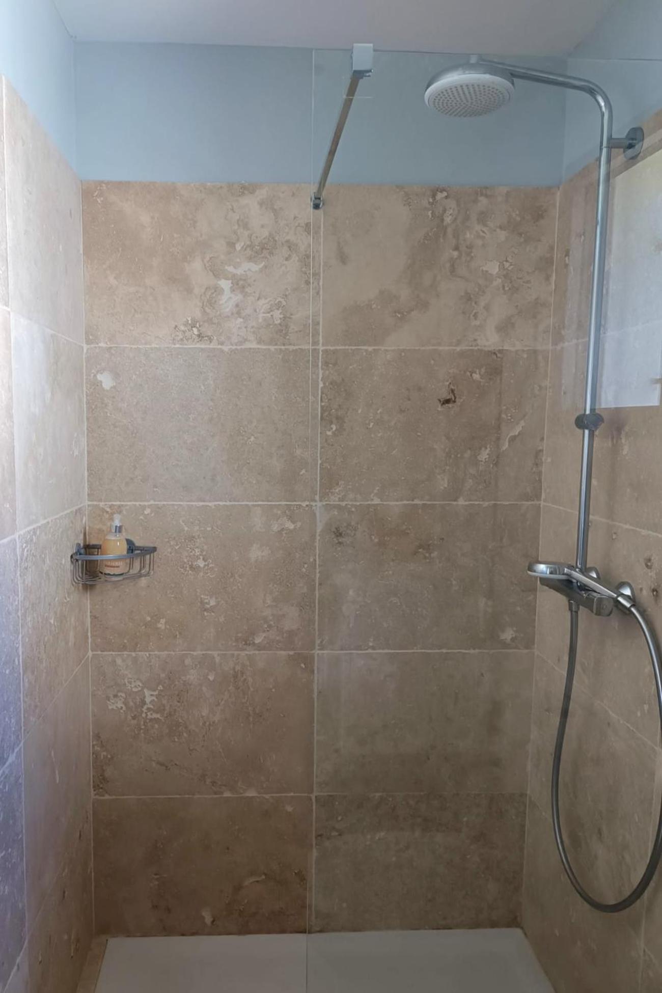 Bed and Breakfast La Goutadou Cabannes Екстер'єр фото